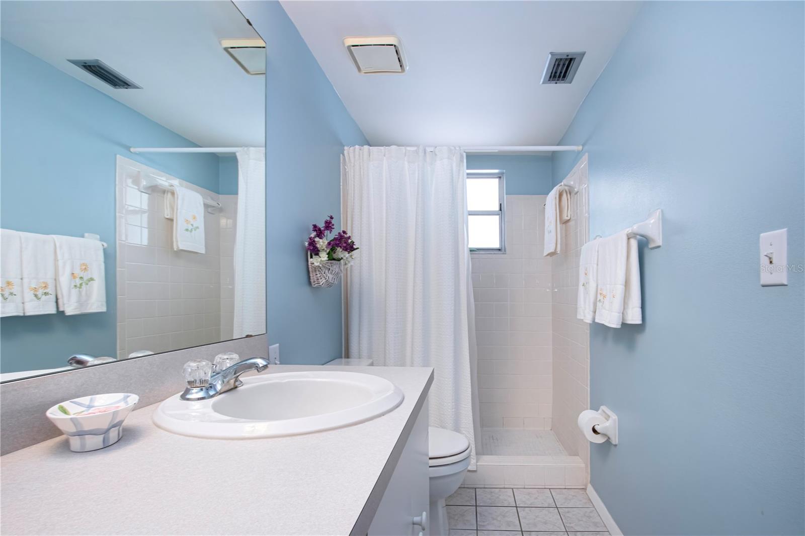 390 301 BLVD W #12D, BRADENTON, FL, 34205