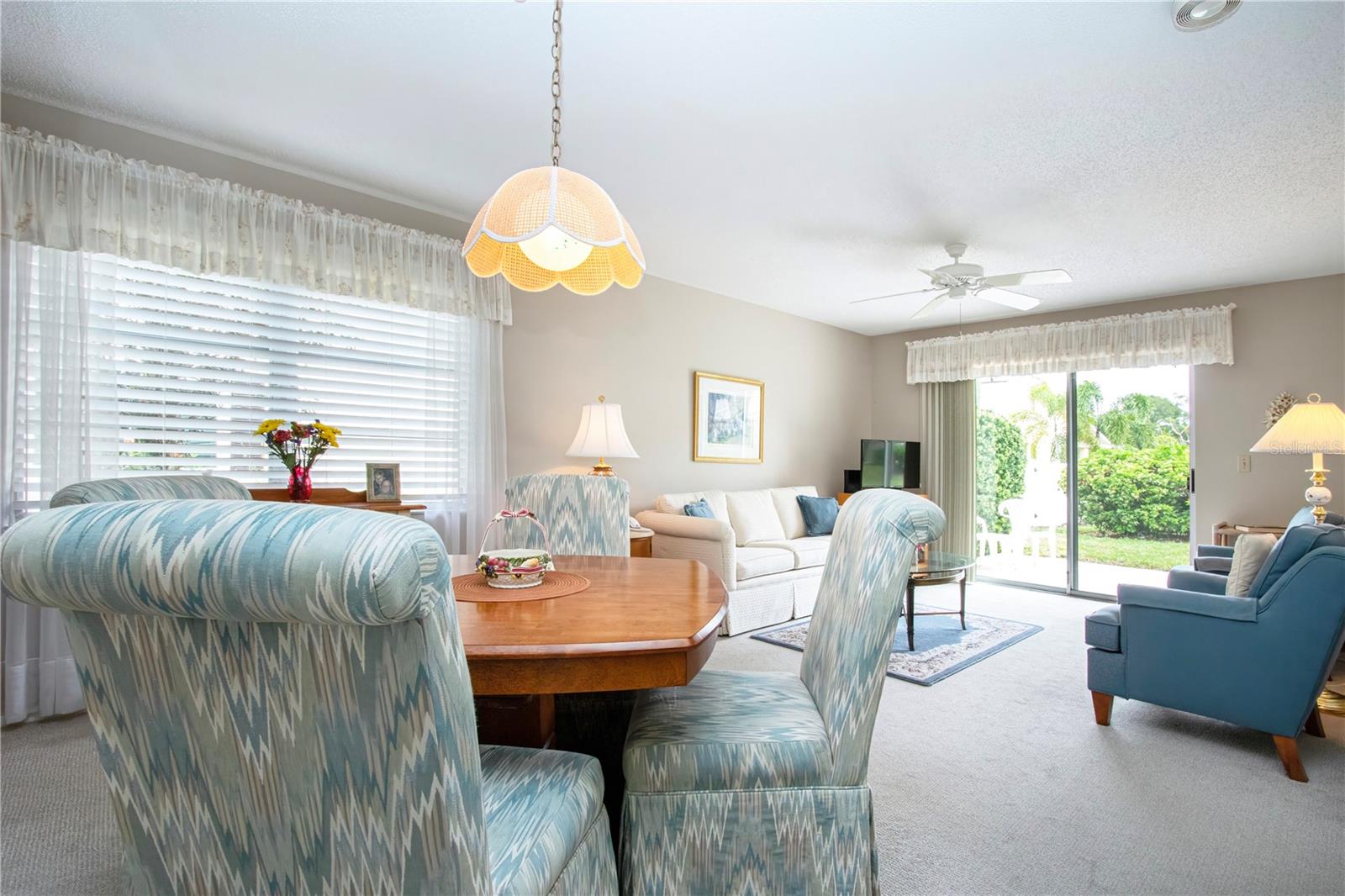 390 301 BLVD W #12D, BRADENTON, FL, 34205