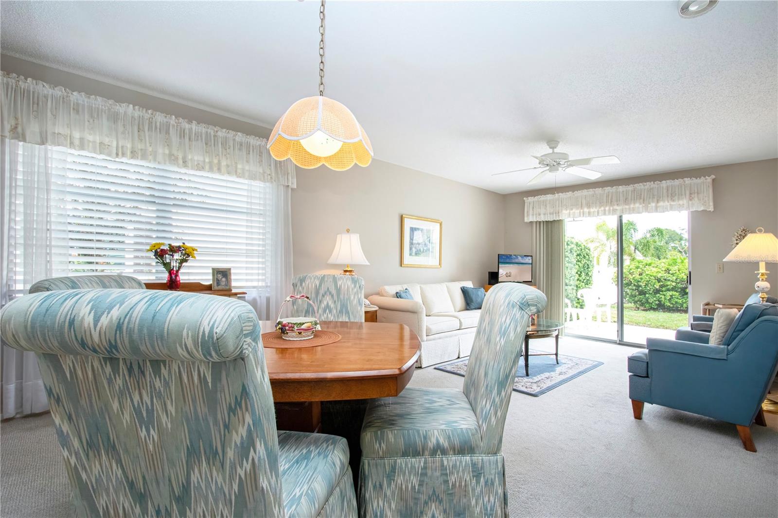 390 301 BLVD W #12D, BRADENTON, FL, 34205