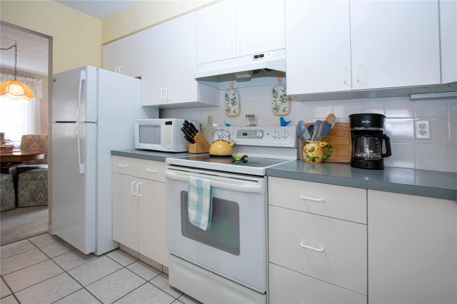 390 301 BLVD W #12D, BRADENTON, FL, 34205