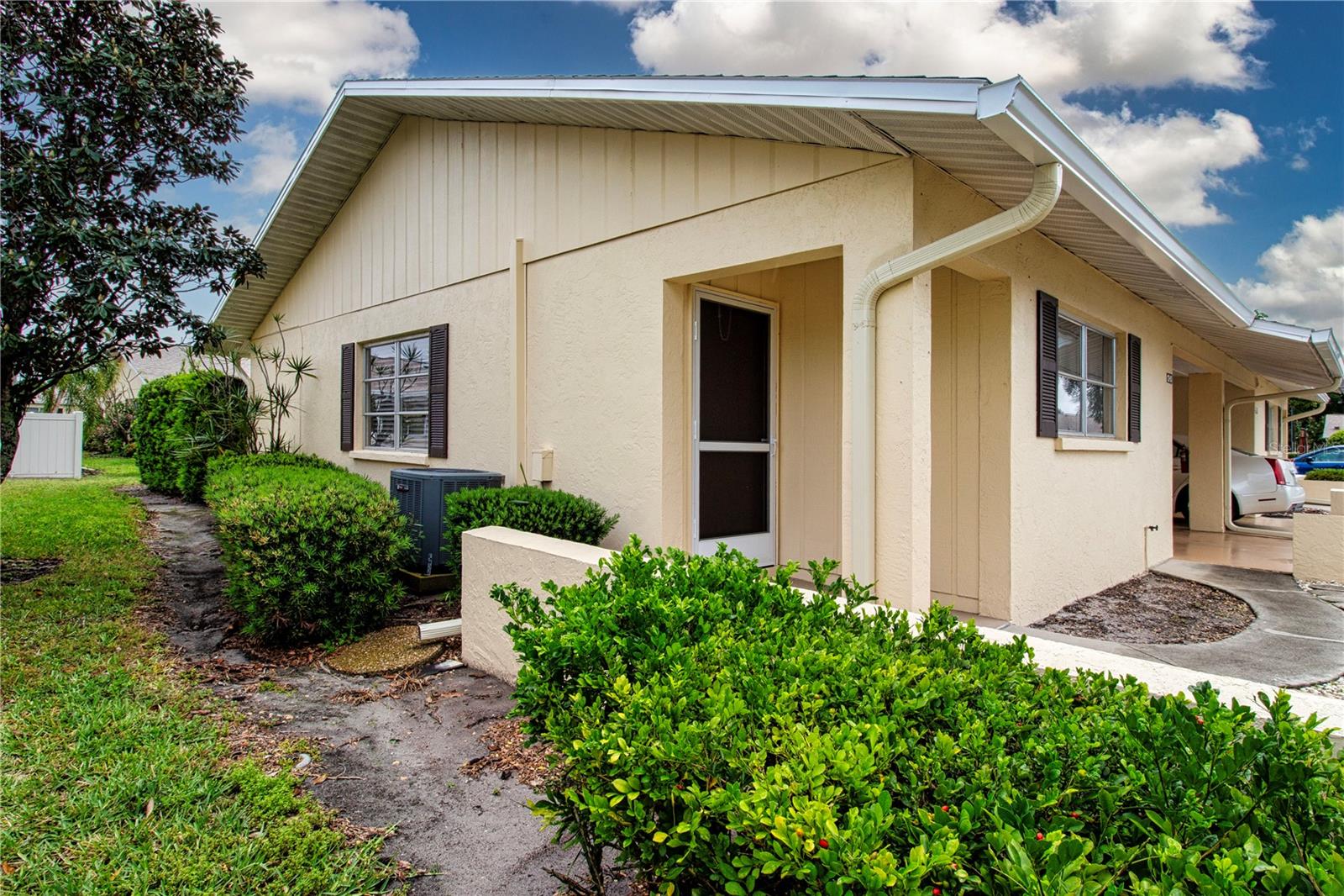 390 301 BLVD W #12D, BRADENTON, FL, 34205