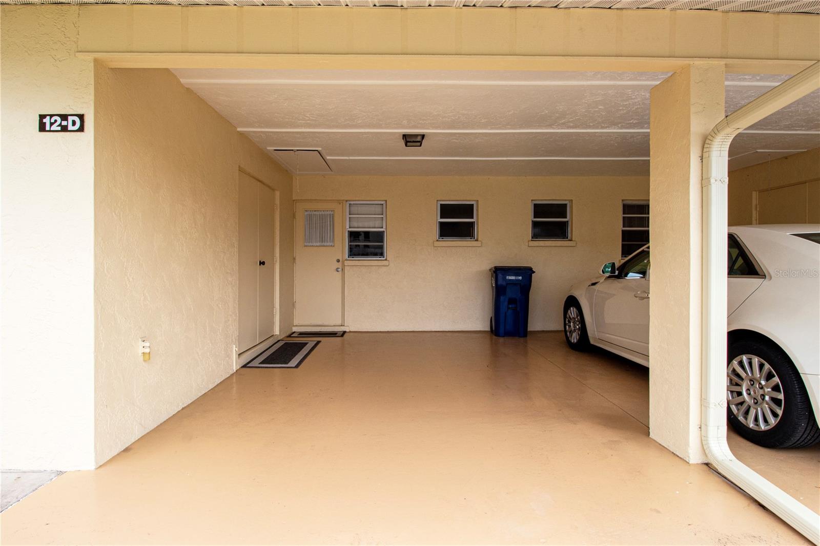 390 301 BLVD W #12D, BRADENTON, FL, 34205