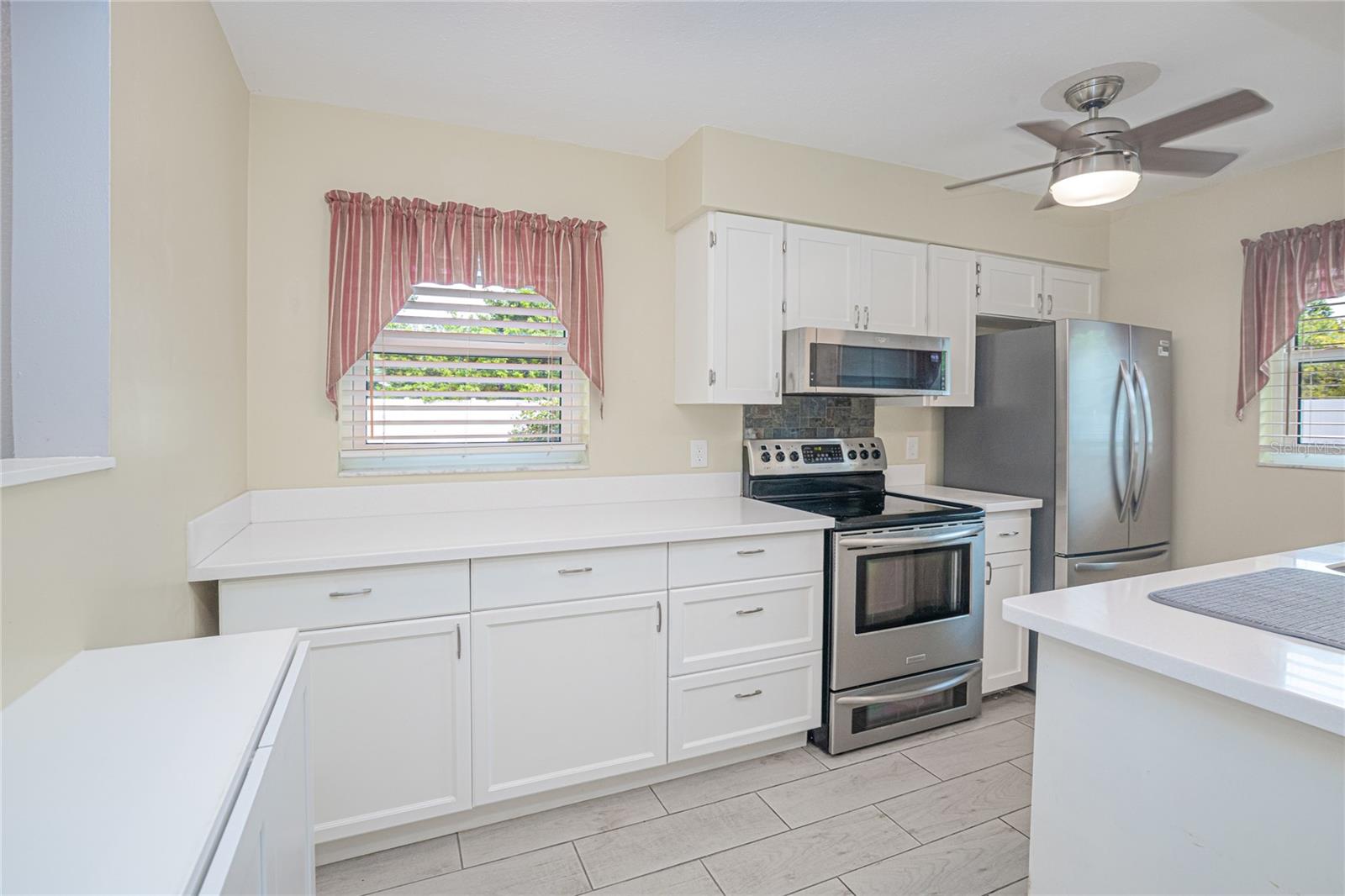 24540 HARBORVIEW RD #D3, PUNTA GORDA, FL, 33980