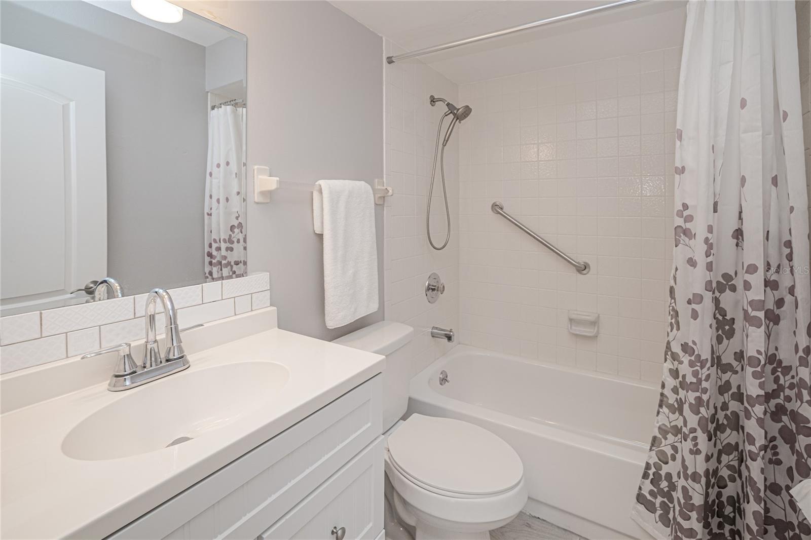 24540 HARBORVIEW RD #D3, PUNTA GORDA, FL, 33980