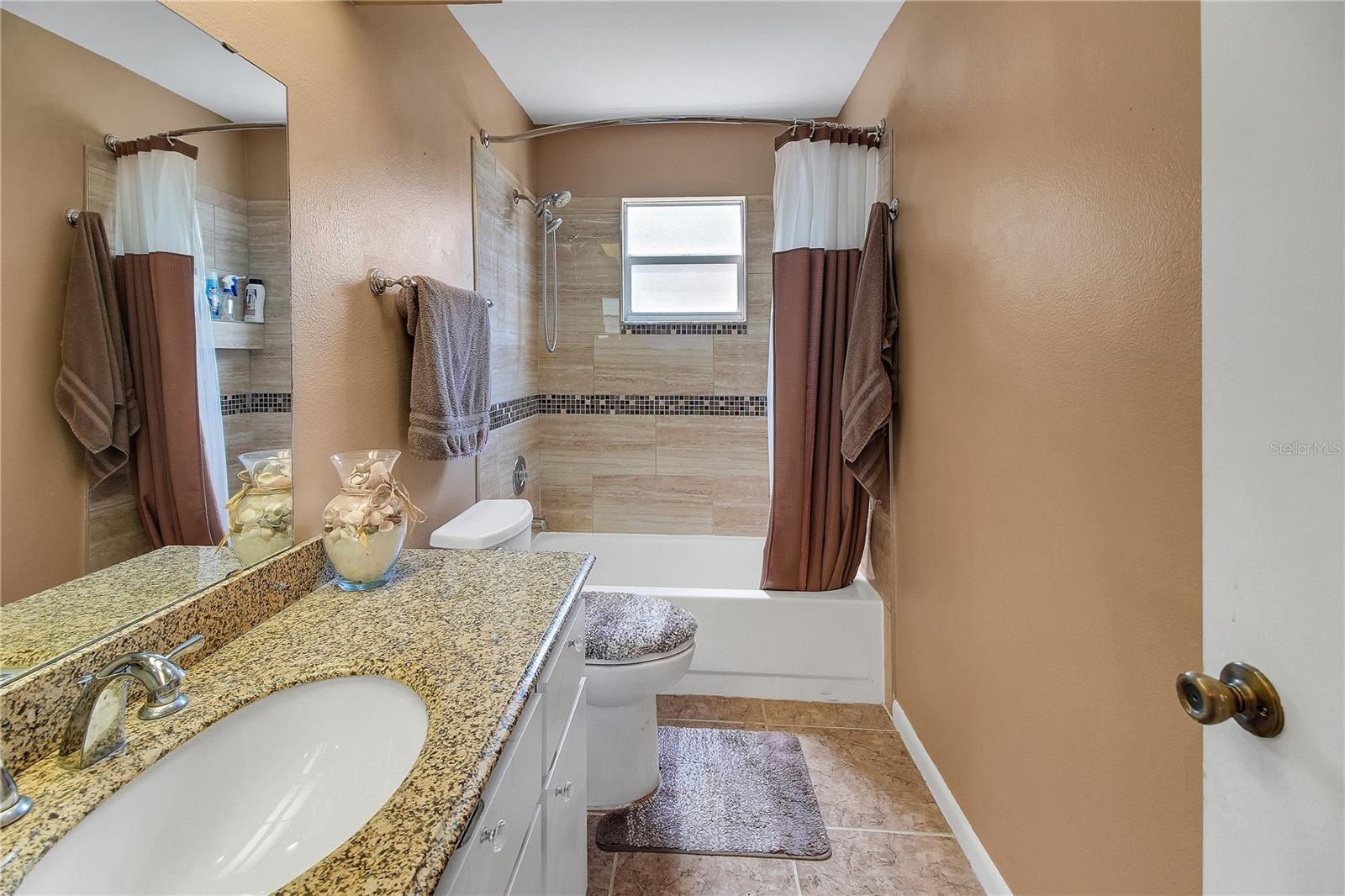 2218 ORKNEY DR, LEESBURG, FL, 34788