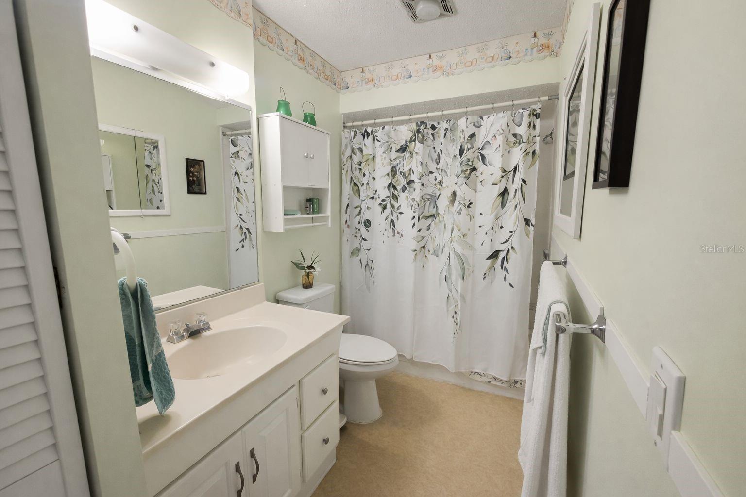 1428 ARROWHEAD CIR W, CLEARWATER, FL, 33759