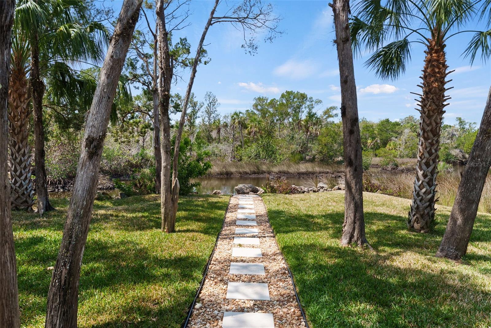 6730 S BEAGLE DR, HOMOSASSA, FL, 34448