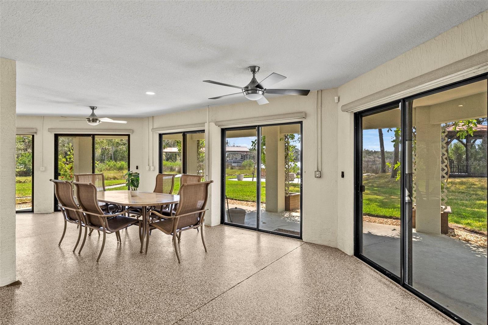 6730 S BEAGLE DR, HOMOSASSA, FL, 34448