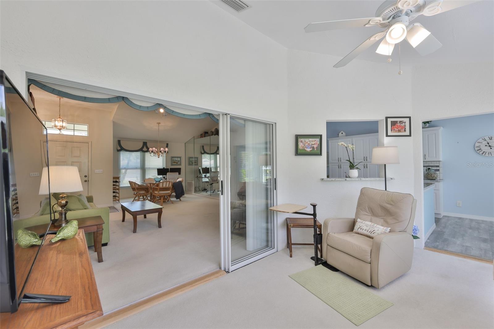 2422 E DEL WEBB BLVD, SUN CITY CENTER, FL, 33573
