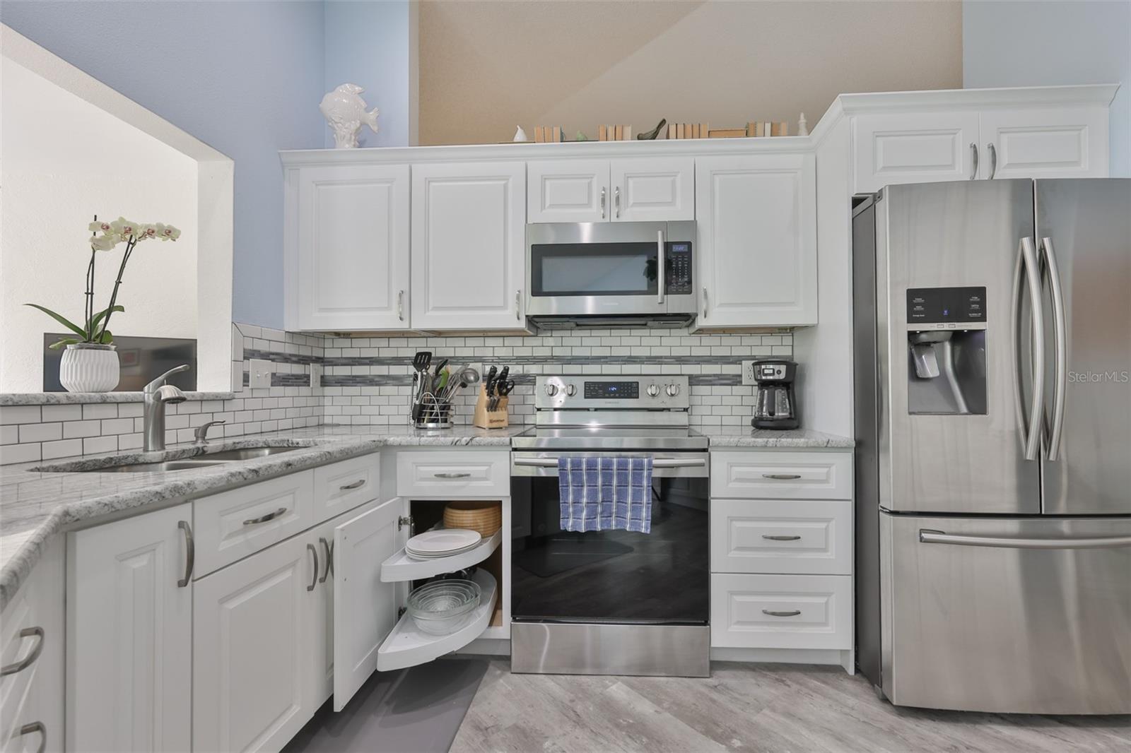 2422 E DEL WEBB BLVD, SUN CITY CENTER, FL, 33573