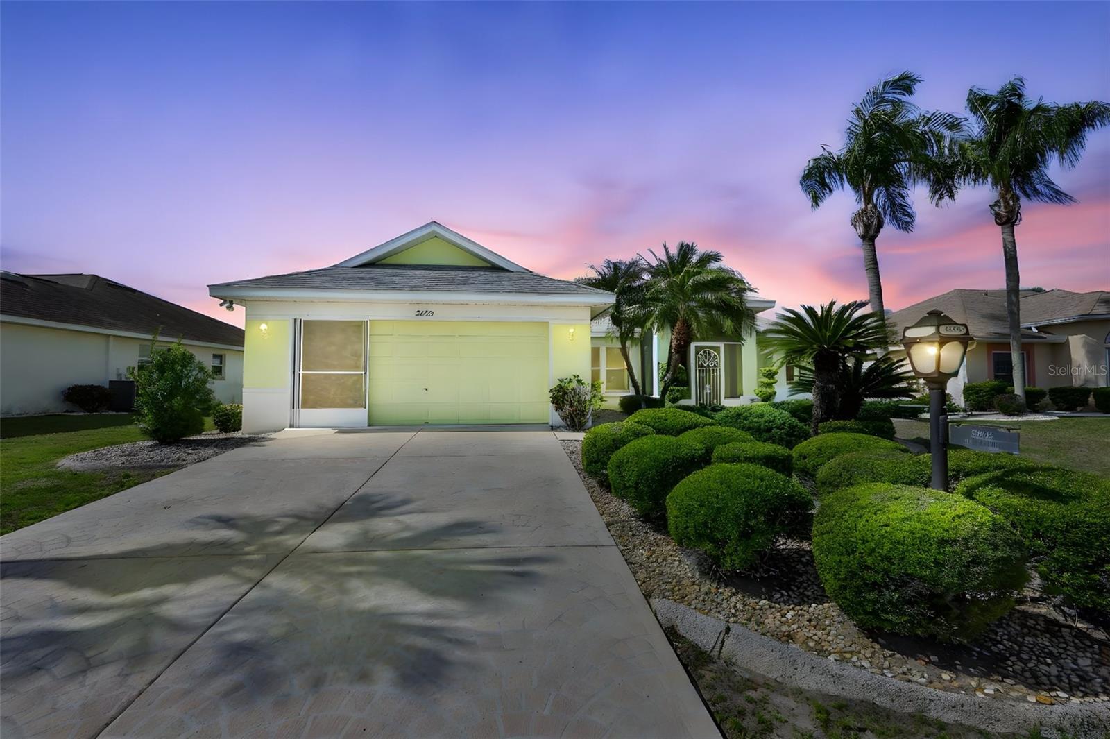 2422 E DEL WEBB BLVD, SUN CITY CENTER, FL, 33573