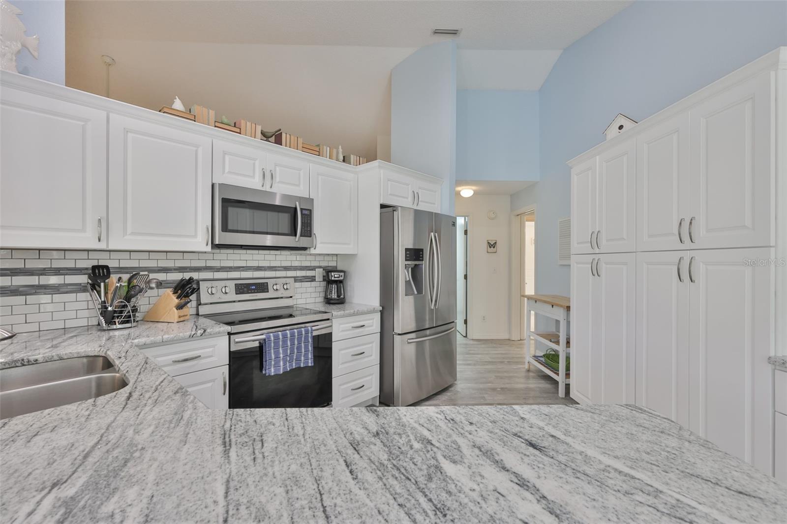 2422 E DEL WEBB BLVD, SUN CITY CENTER, FL, 33573
