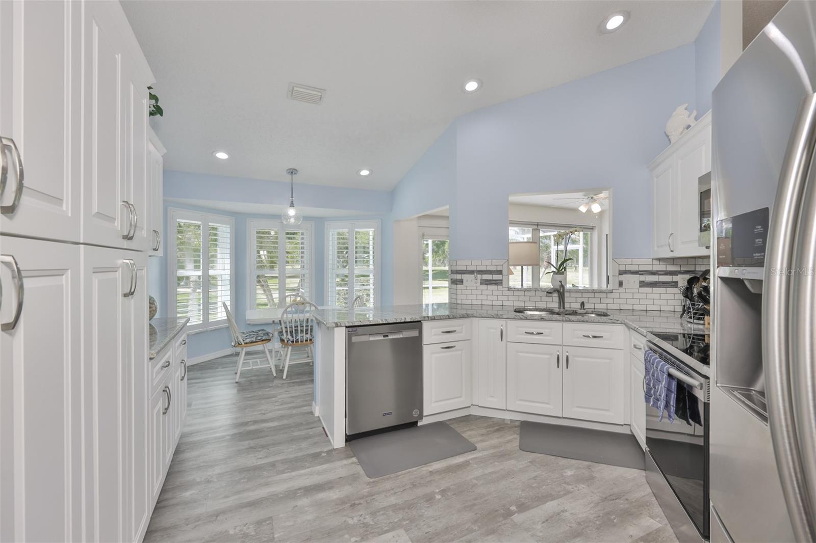 2422 E DEL WEBB BLVD, SUN CITY CENTER, FL, 33573