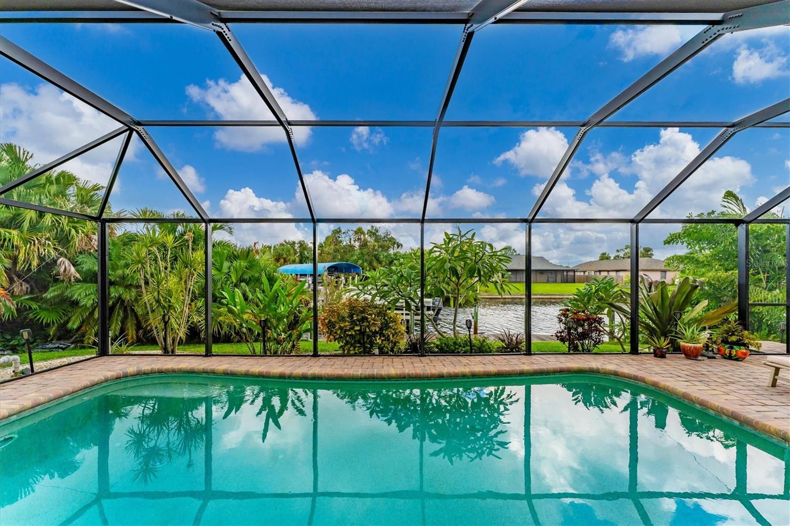 2555 DIXON TER, PORT CHARLOTTE, FL, 33981
