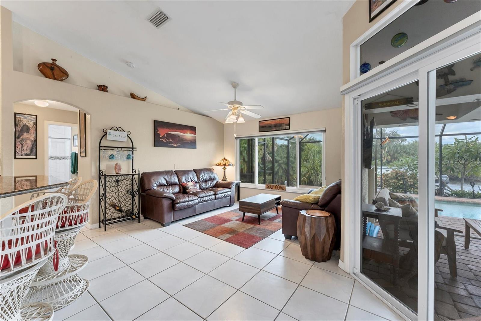 2555 DIXON TER, PORT CHARLOTTE, FL, 33981