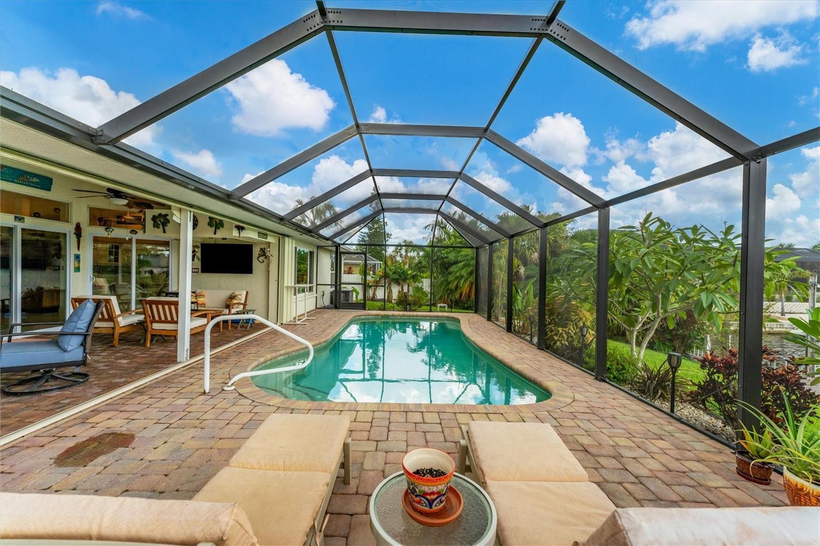 2555 DIXON TER, PORT CHARLOTTE, FL, 33981