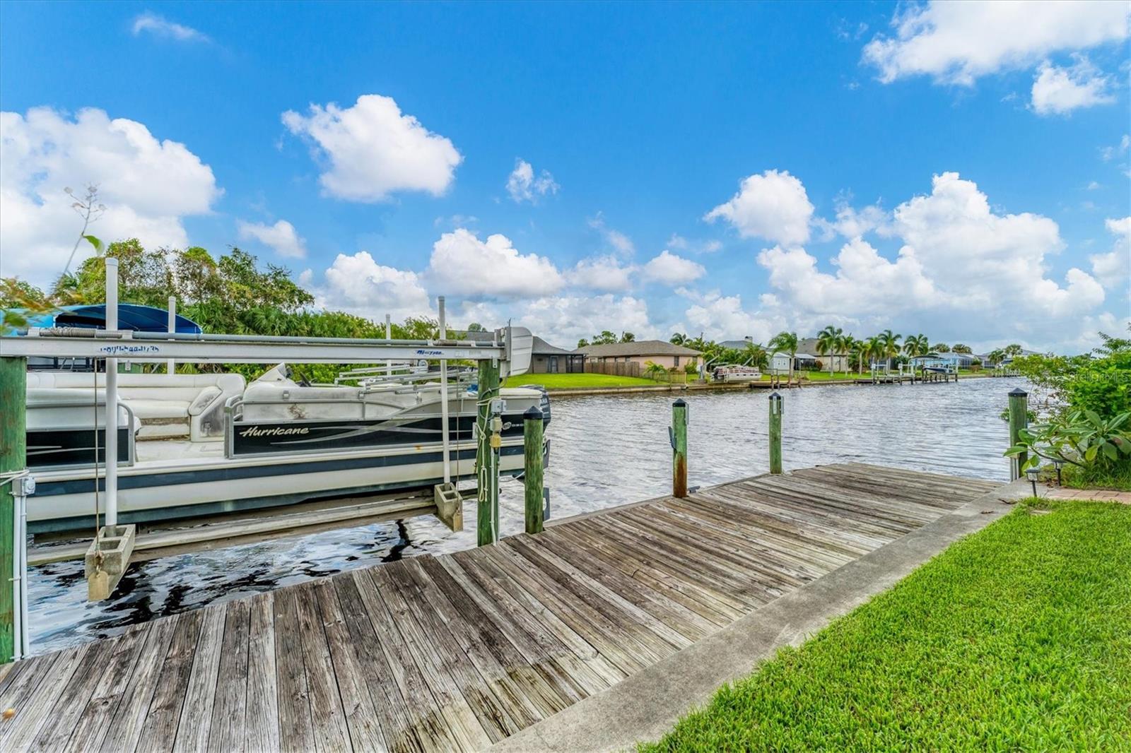 2555 DIXON TER, PORT CHARLOTTE, FL, 33981