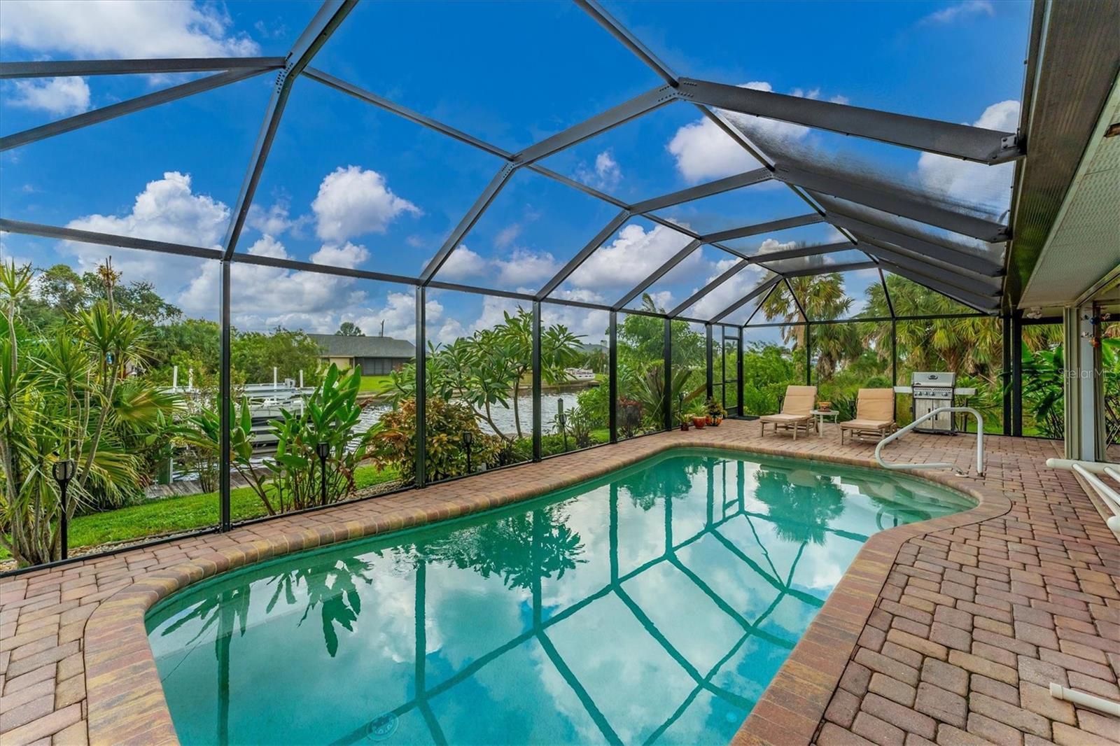 2555 DIXON TER, PORT CHARLOTTE, FL, 33981