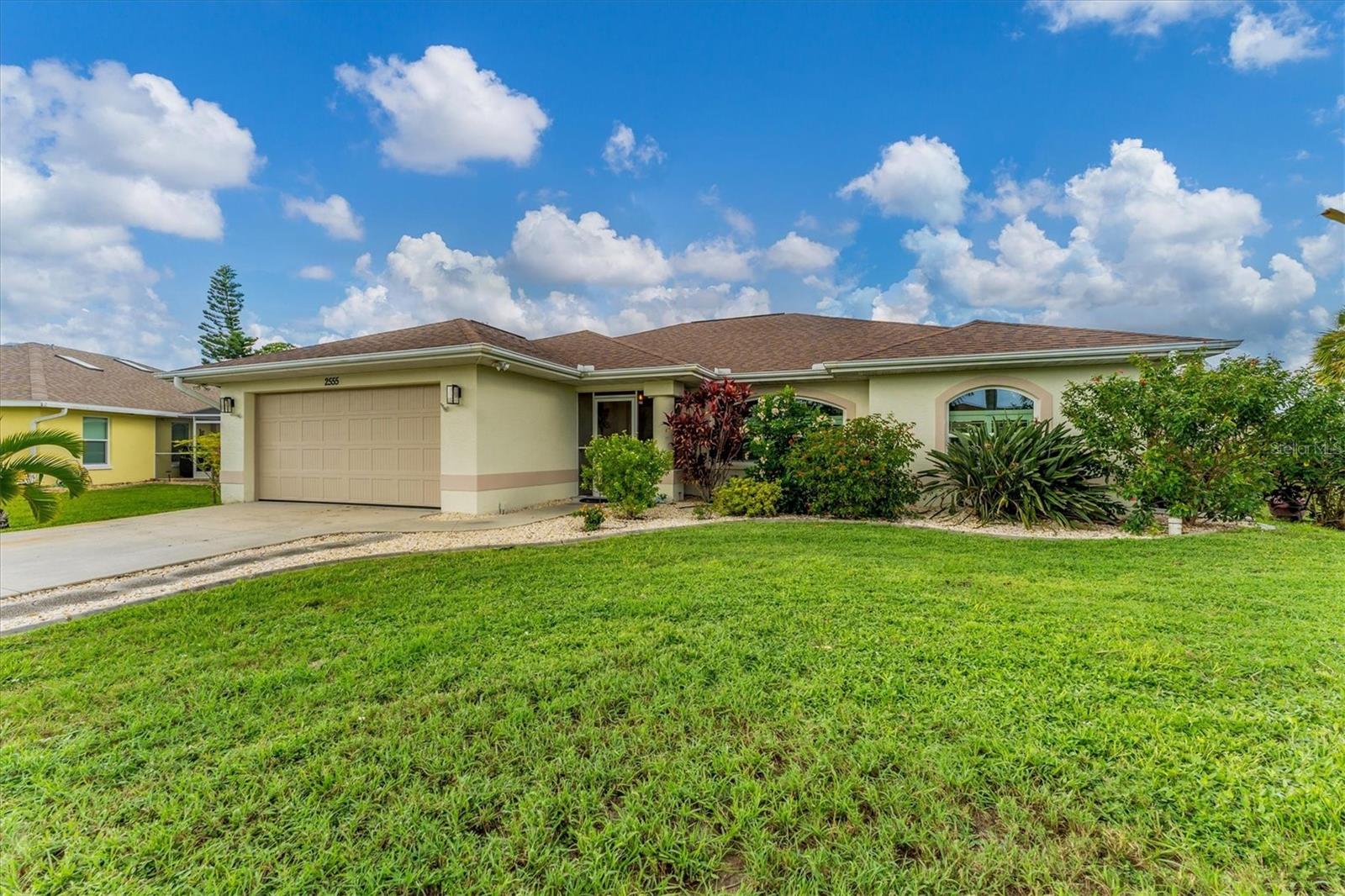 2555 DIXON TER, PORT CHARLOTTE, FL, 33981