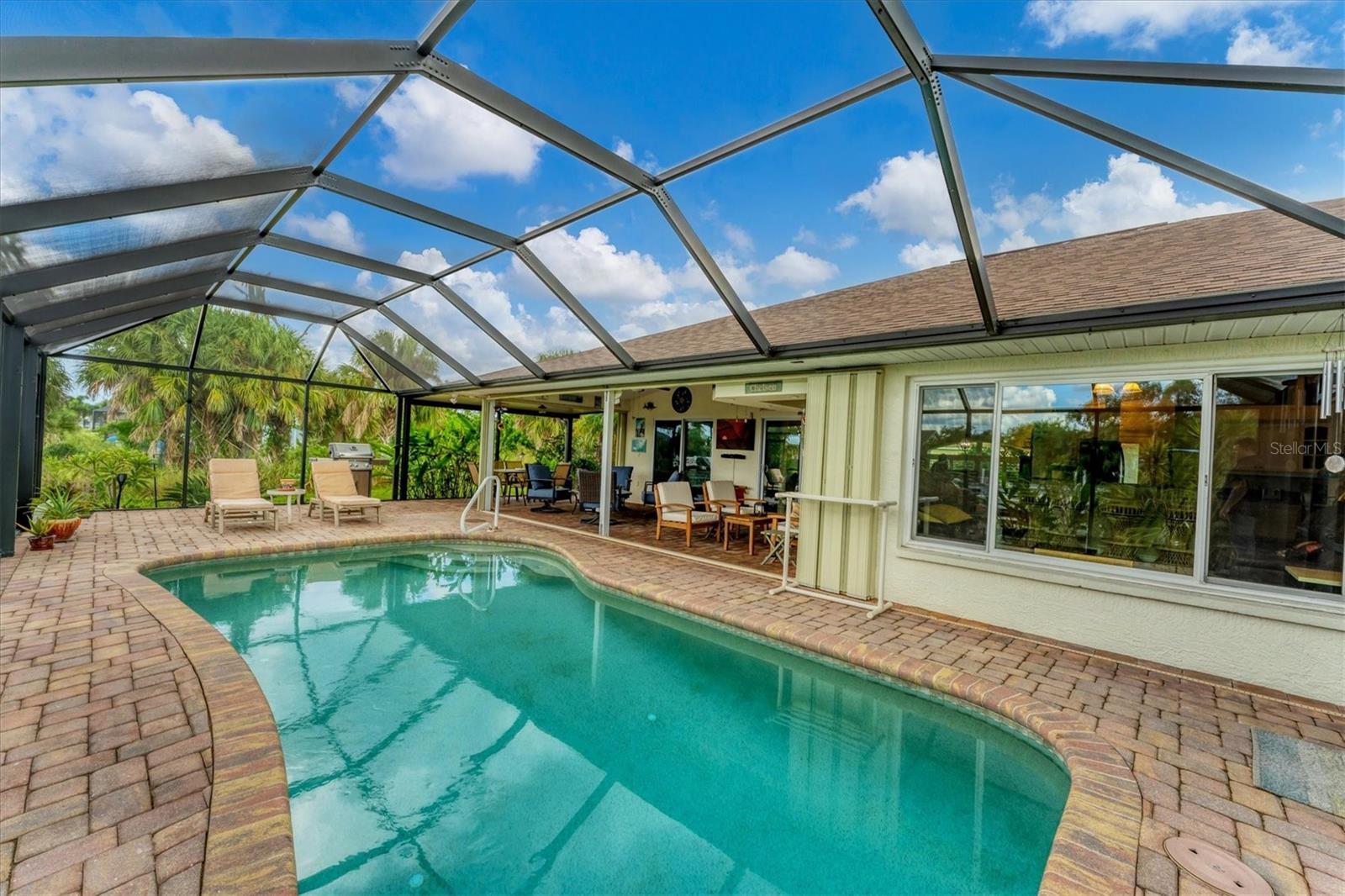 2555 DIXON TER, PORT CHARLOTTE, FL, 33981