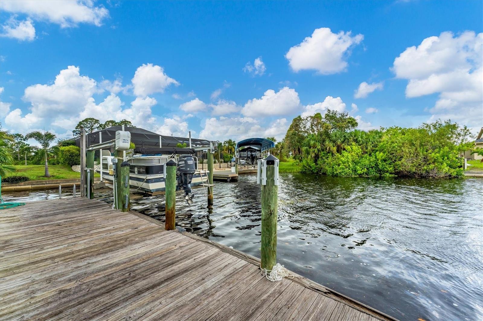 2555 DIXON TER, PORT CHARLOTTE, FL, 33981