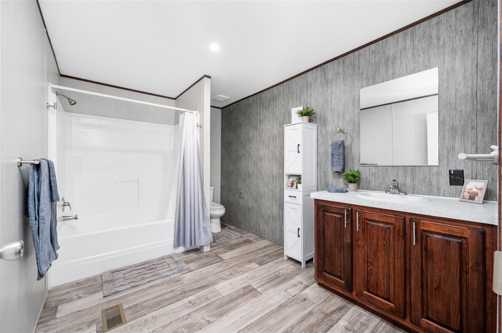 6951 NE 104 CT, BRONSON, FL, 32621