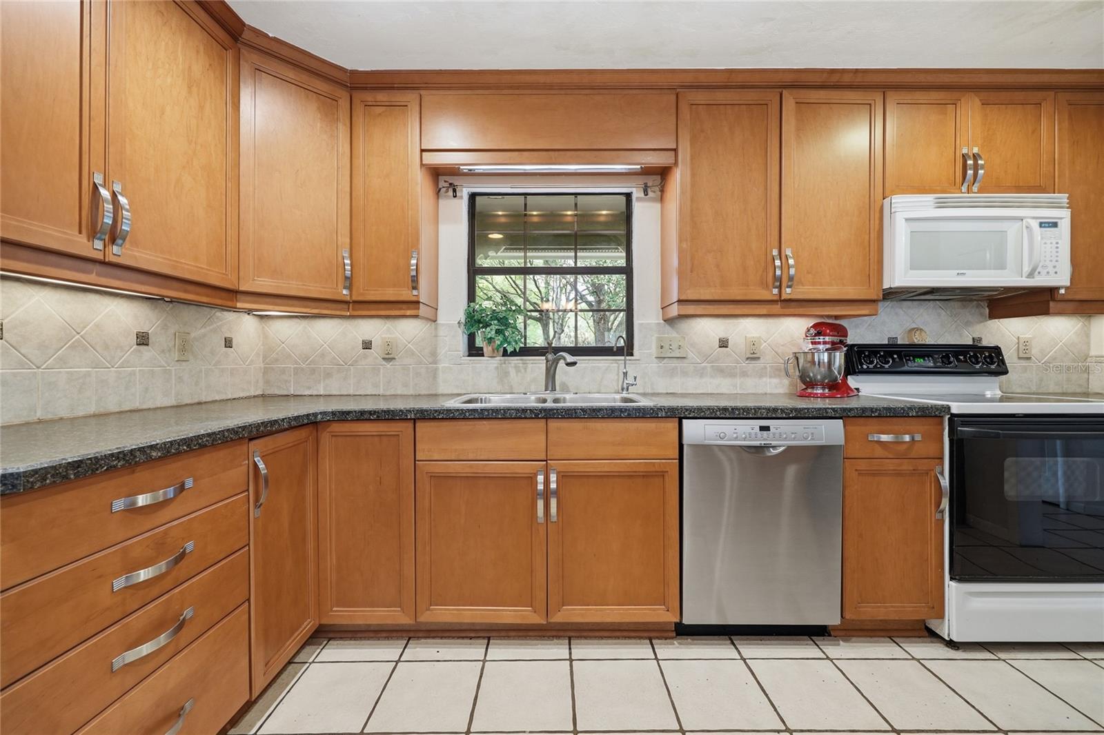 17611 NW 266TH ST, HIGH SPRINGS, FL, 32643