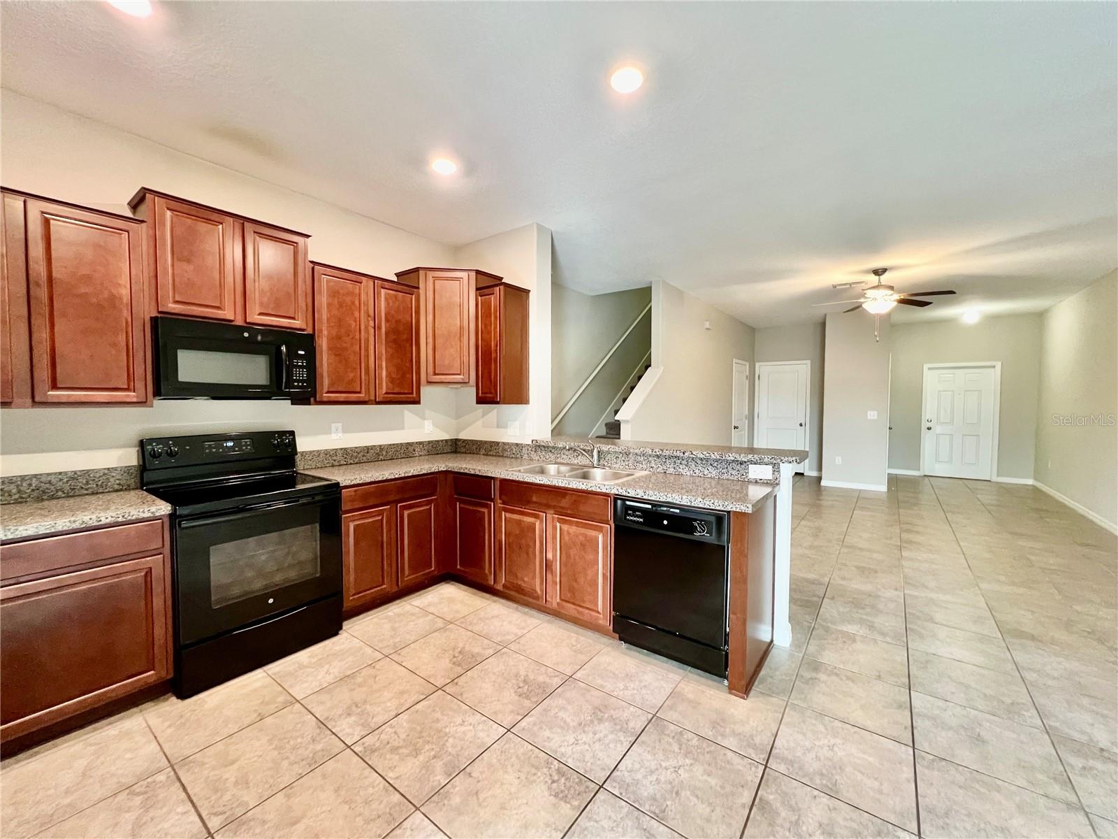 7639 GINGER LILY CT, TAMPA, FL, 33619