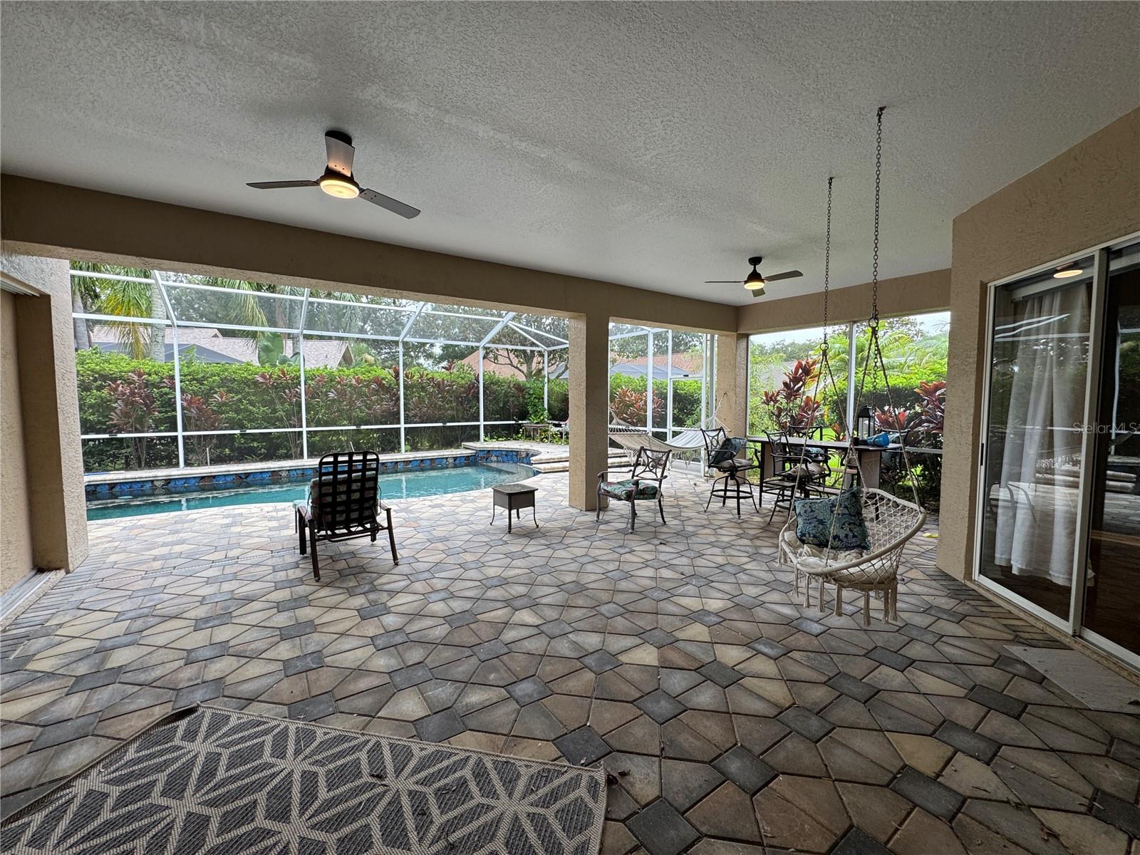 8731 TANTALLON CIR, TAMPA, FL, 33647