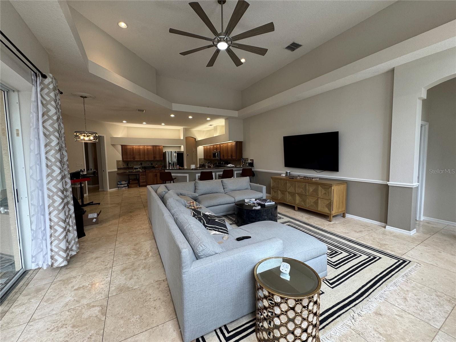 8731 TANTALLON CIR, TAMPA, FL, 33647