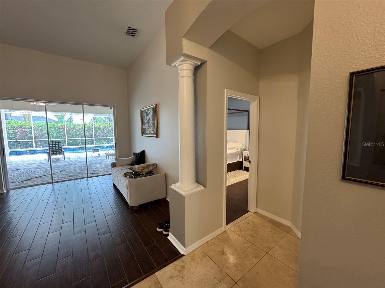 8731 TANTALLON CIR, TAMPA, FL, 33647