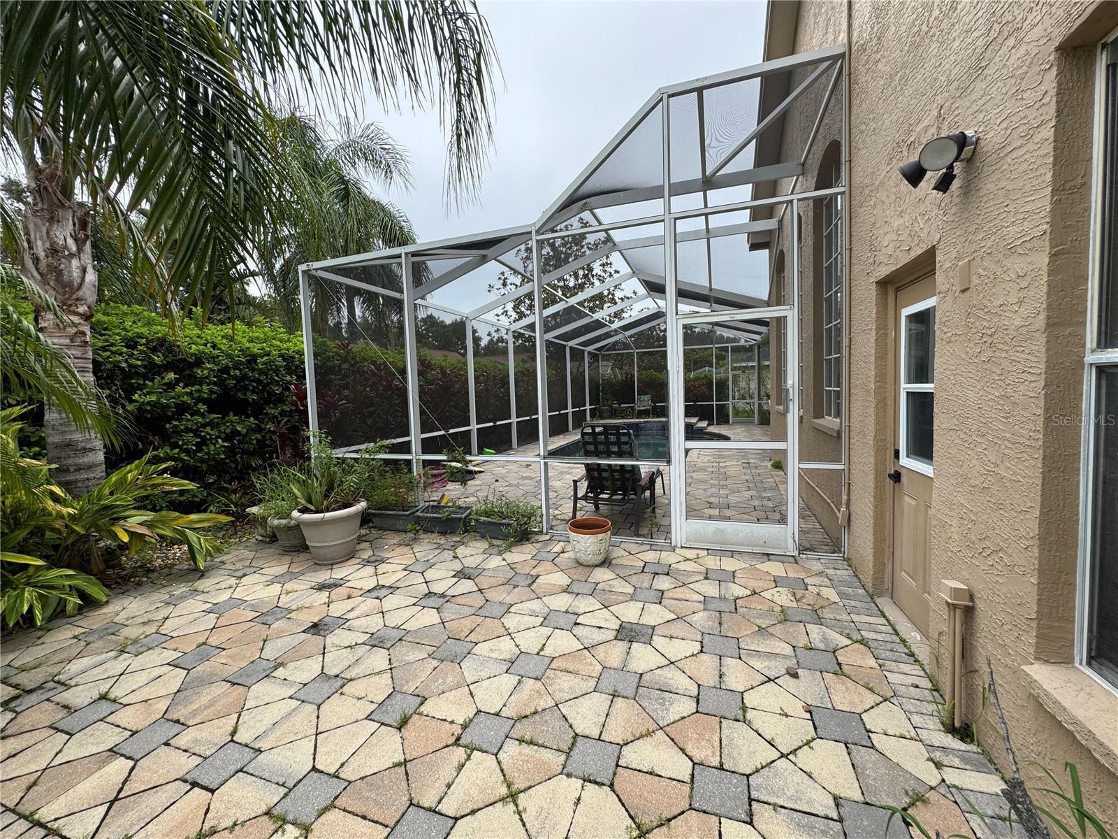 8731 TANTALLON CIR, TAMPA, FL, 33647