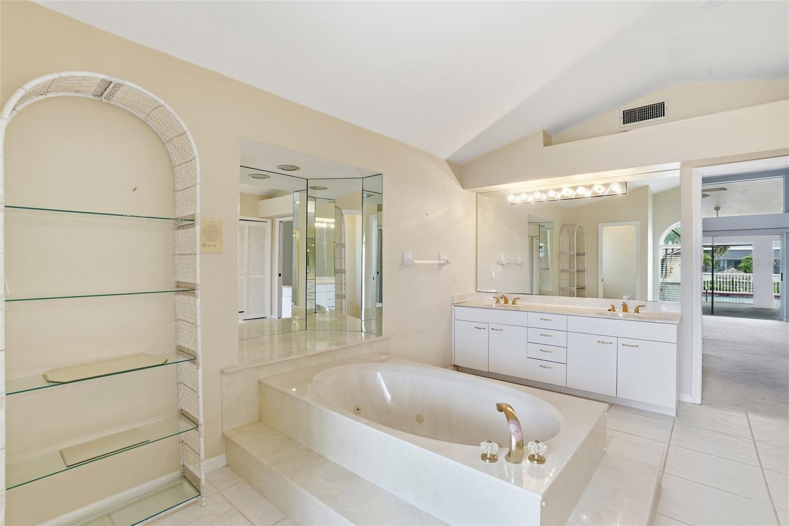 1411 SW 54TH TER, CAPE CORAL, FL, 33914