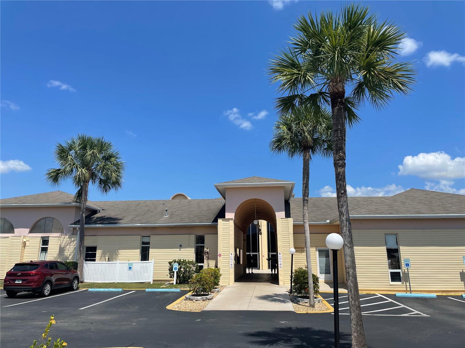 3821 CLUB CIR, LAKE WALES, FL, 33898