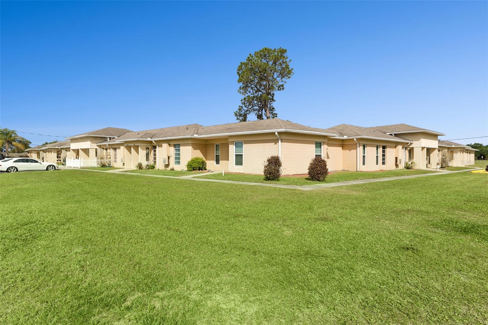 3821 CLUB CIR, LAKE WALES, FL, 33898