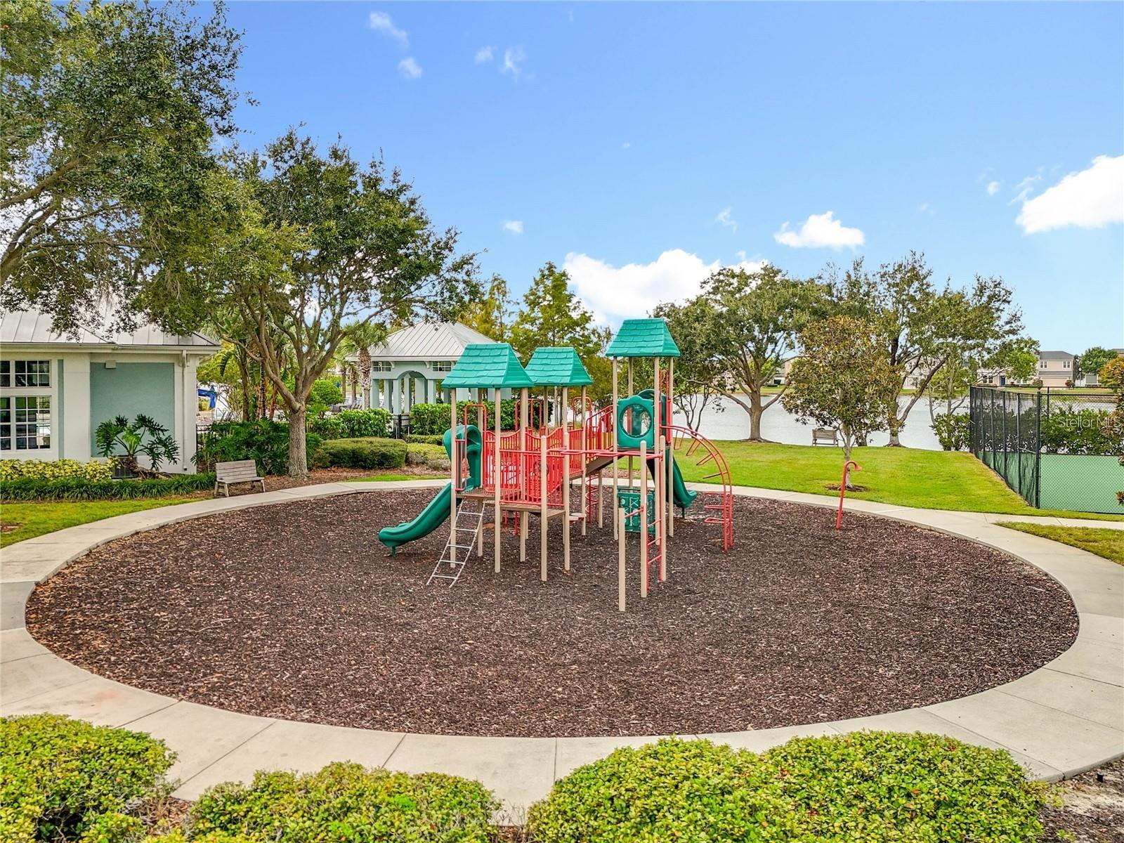 706 BAREFOOT BAY LOOP, GROVELAND, FL, 34736