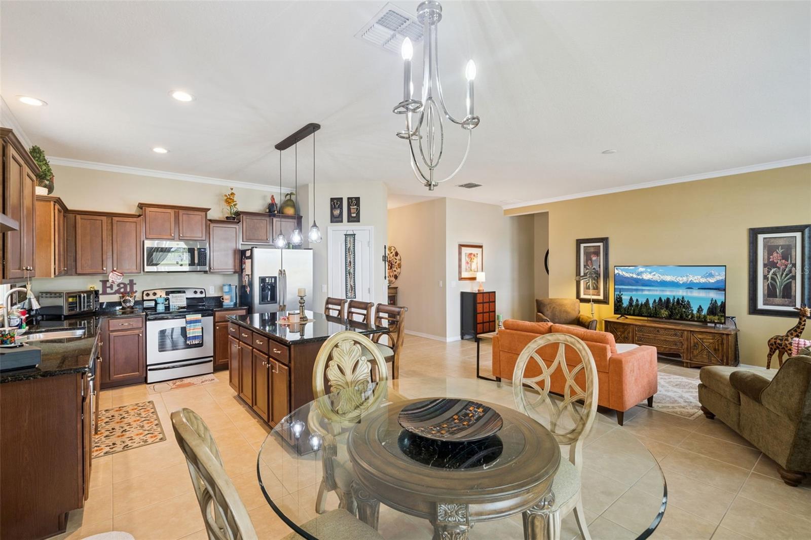 706 BAREFOOT BAY LOOP, GROVELAND, FL, 34736