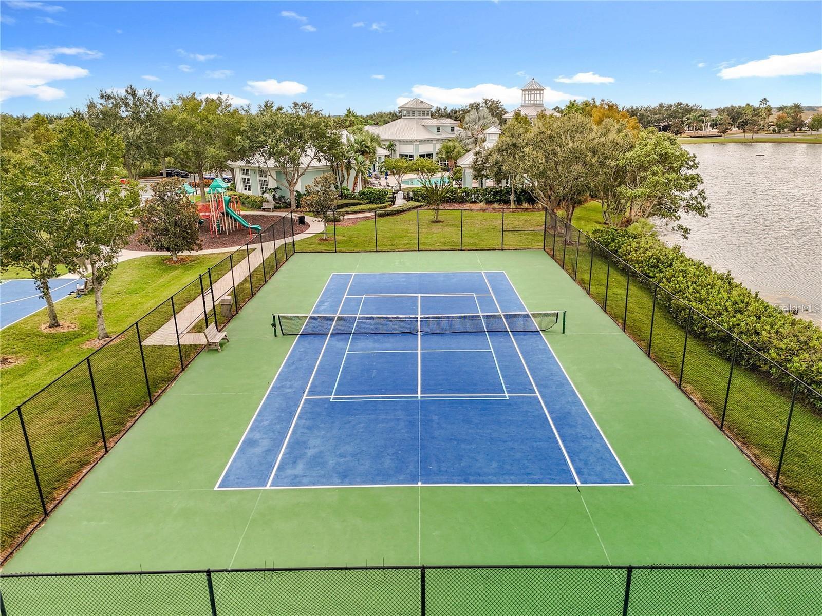 706 BAREFOOT BAY LOOP, GROVELAND, FL, 34736
