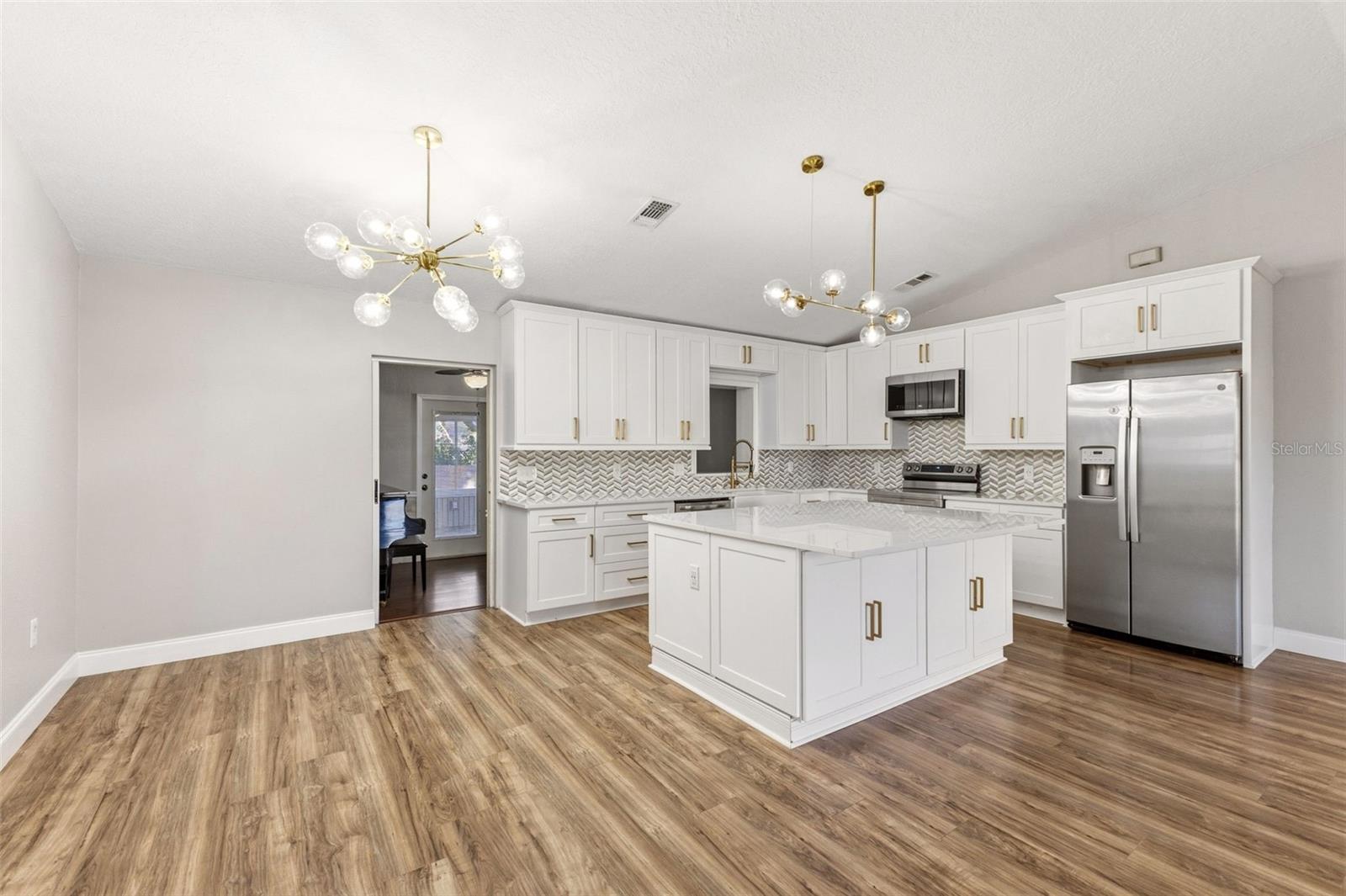 703 SCOTT LAKE VILLAGE S, LAKELAND, FL, 33813