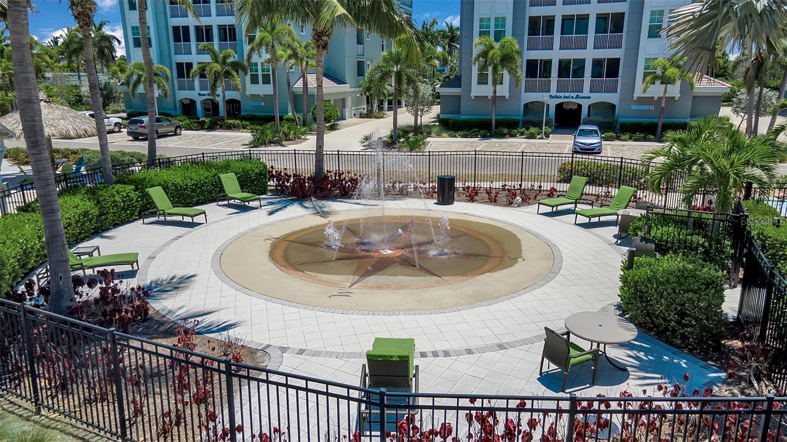 376 ARUBA CIR #301, BRADENTON, FL, 34209
