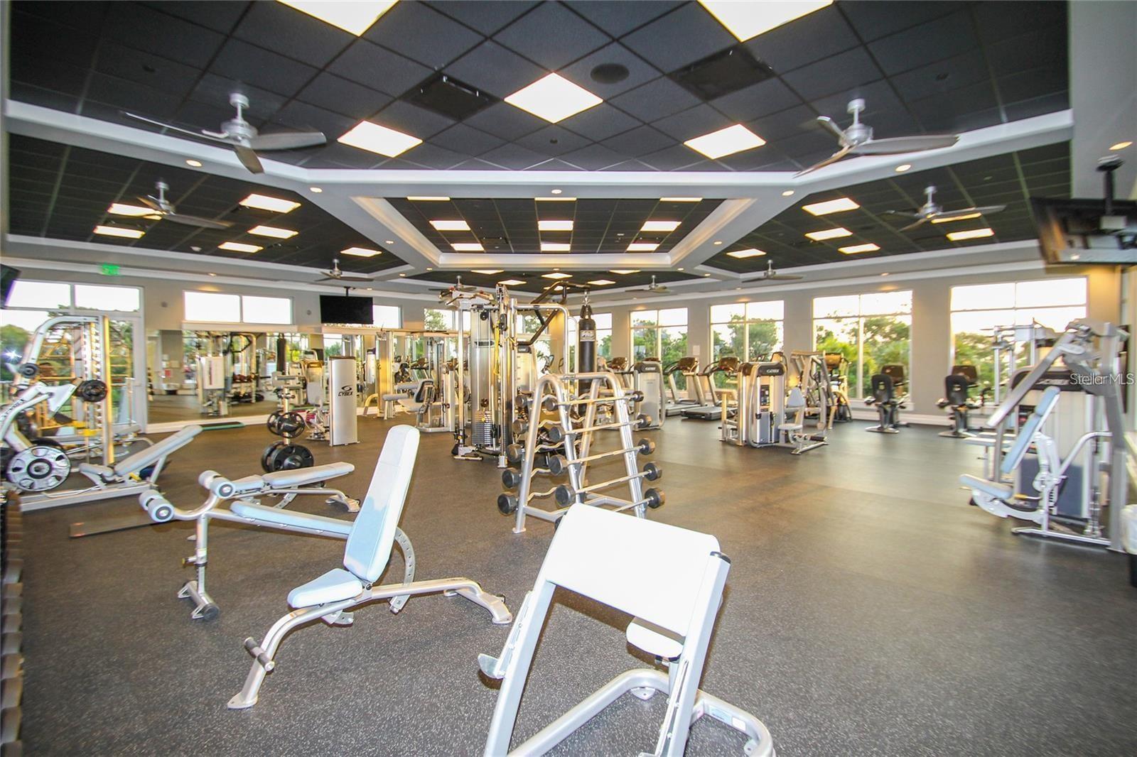376 ARUBA CIR #301, BRADENTON, FL, 34209