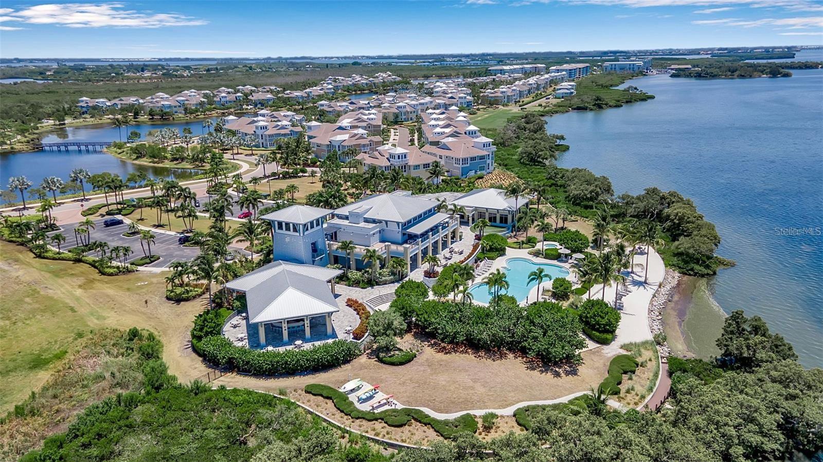 376 ARUBA CIR #301, BRADENTON, FL, 34209