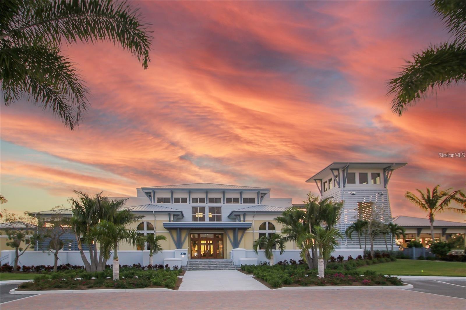 376 ARUBA CIR #301, BRADENTON, FL, 34209