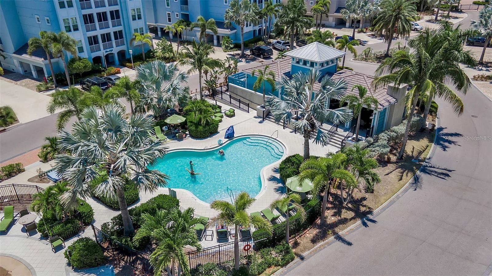 376 ARUBA CIR #301, BRADENTON, FL, 34209