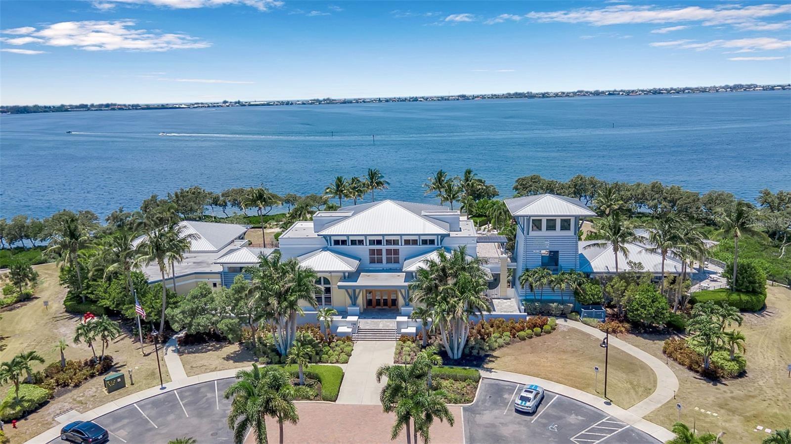 376 ARUBA CIR #301, BRADENTON, FL, 34209