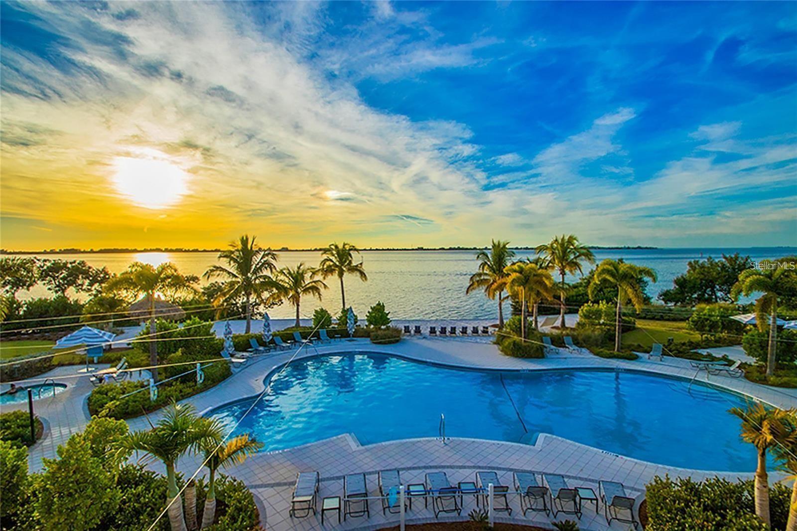 376 ARUBA CIR #301, BRADENTON, FL, 34209