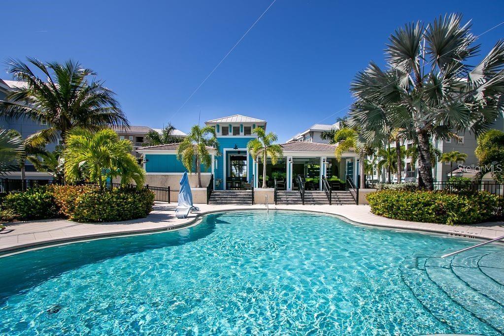 376 ARUBA CIR #301, BRADENTON, FL, 34209