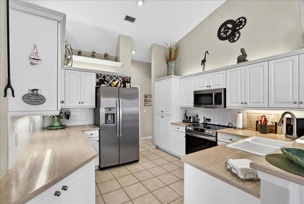 24 CLARENDON CT N, PALM COAST, FL, 32137
