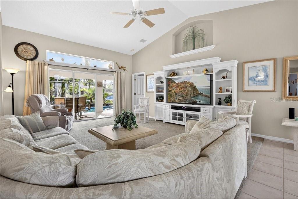 24 CLARENDON CT N, PALM COAST, FL, 32137