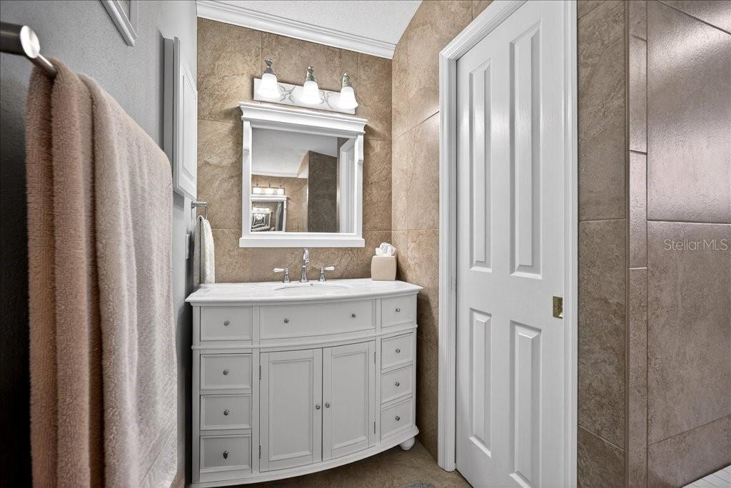 24 CLARENDON CT N, PALM COAST, FL, 32137